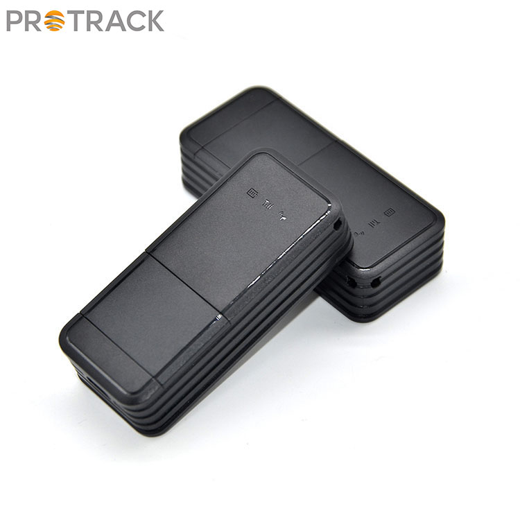 Mini tracker GPS pentru copii